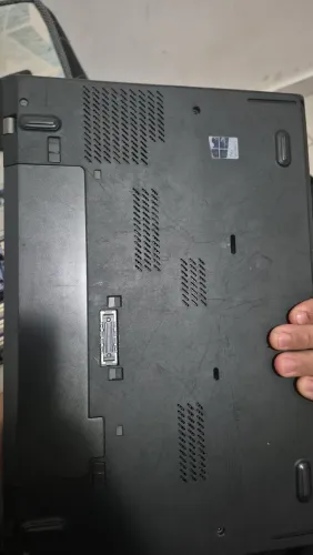 Nootbook thinkpad lenovo leia desc