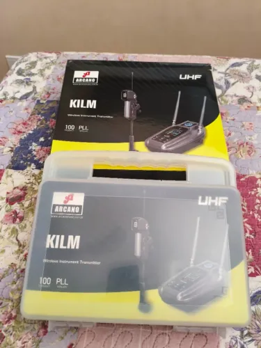 Microfone S/ Fio Arcano Kilm P/ Sax Uhf 100 Canais Semi-novo (Microfone de campana)