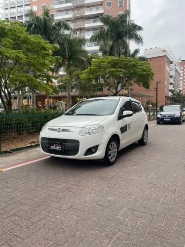Fiat Palio Attractive 1.0 EVO Fire Flex 8V 5P 2014