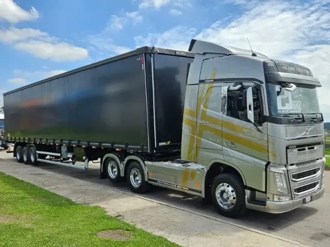 Volvo FH 460 6x2 Globetrotter Ano 21 Plano Ouro + Sider Noma 30 plts 15.20 x 2.80 Sem pneu