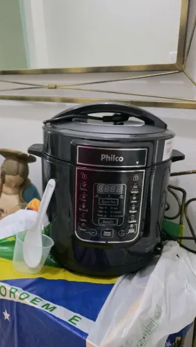 Panela de pressão elétrica