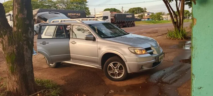 Mitsubishi Airtrek 2.4 16V 163cv/ 136cv 4X4 5P Aut. 2006
