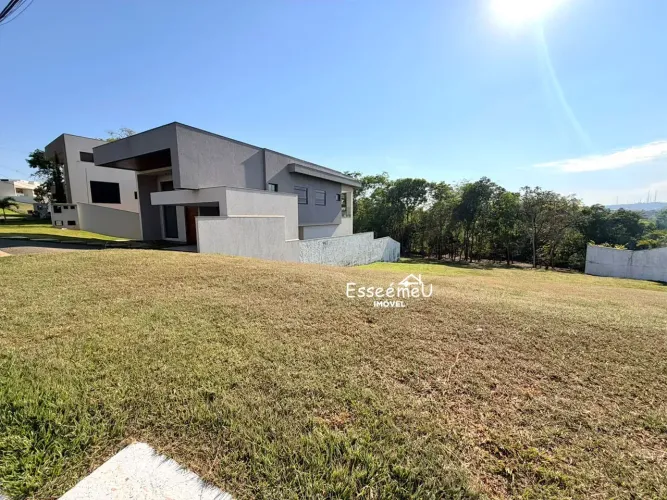 Casa de condomínio para venda com 560 metros quadrados em Condomínio do Lago - Goiânia - G