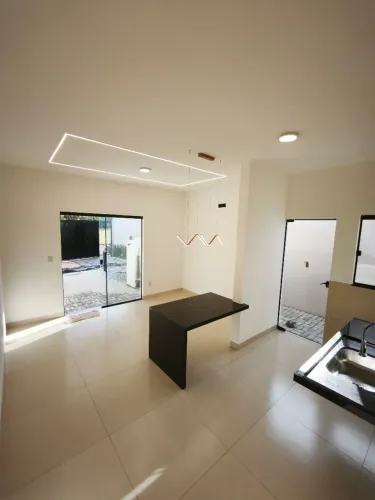 Casa 2 Quartos com Suíte Garagem Coberta Região ULBRA