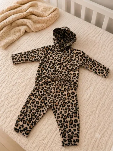 Conjunto Infantil Soft Oncinha Com Capuz - Tamanho P - usado