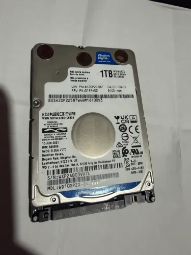 Hd 1 tb . Novo!