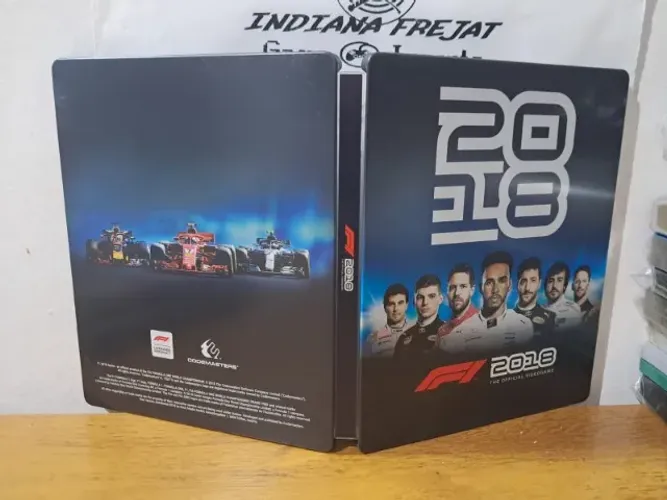 Jogo de PS4 Fórmula 1 2018 Steelbook Edition