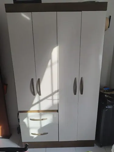 guarda roupa solteiro
