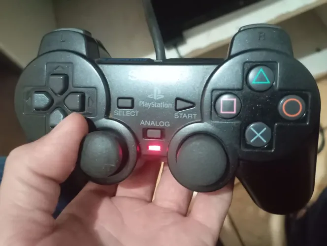 Vendo PS2 funcionando normalmente lendo CD também interessados chama no Whapp *