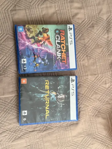 2 jogos de PS5 lacrados