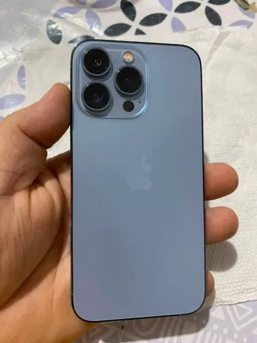 Iphone 13 pro vendo ou troco