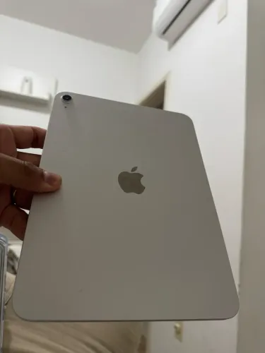 iPad 11 128gb