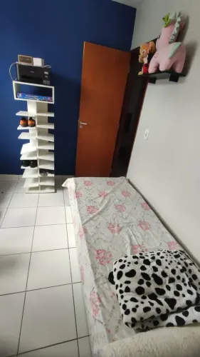 Ideal samambaia 5 andar escada mobiliado peço caução