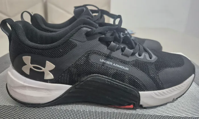 Tenis Under Armour Tribase Reps