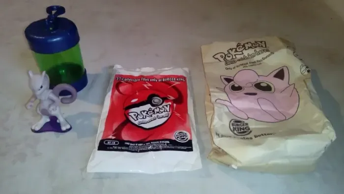 Boneco Mewtwo Burger King Completo Pokémon