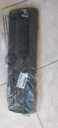 Grade frontal do radiador para Fiat Uno Fire 2004/2005 e Fiorino 2004/2005.