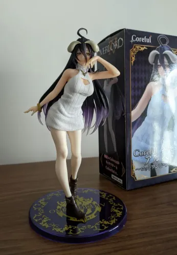 Figure Albedo Overlord