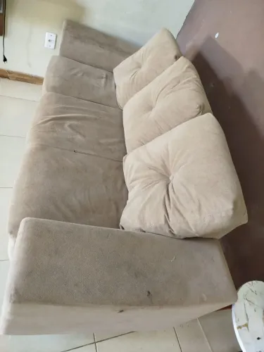 Sofá 3 lugares 