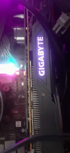 GTX 1080 Gigabyte 8GB Placa de Video