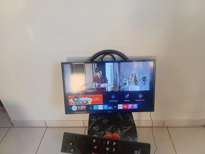Tv Samsung smart tv 32 polegadas zera com 3 mil canais