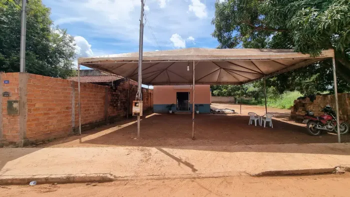 Imóvel para venda possui 450 metros quadrados com 1 quarto em Centro - Canabrava do Norte