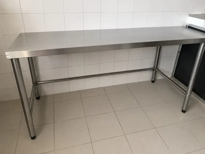 Mesa de inox de Pão 