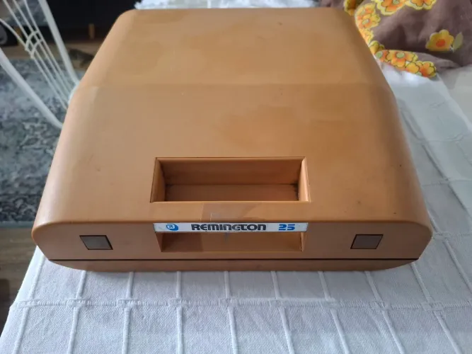 Maquina de escrever Remington