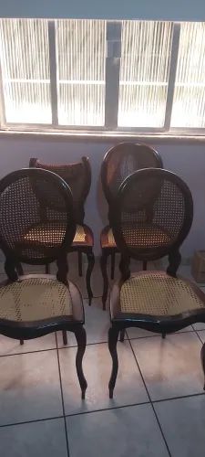 Jogo de 4 cadeiras do tempo do ronca