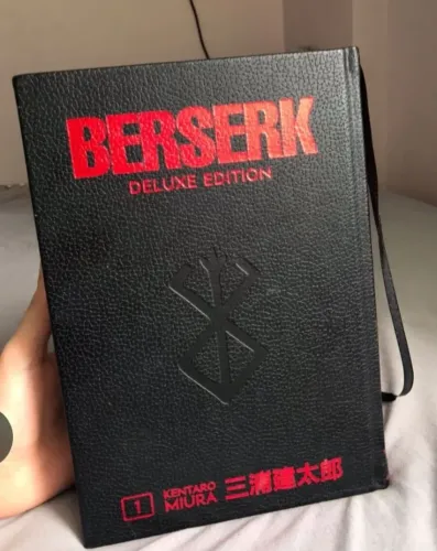 Berserk deluxe mangá