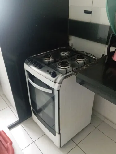 Fogão 4 bocas com forno - Funcionando