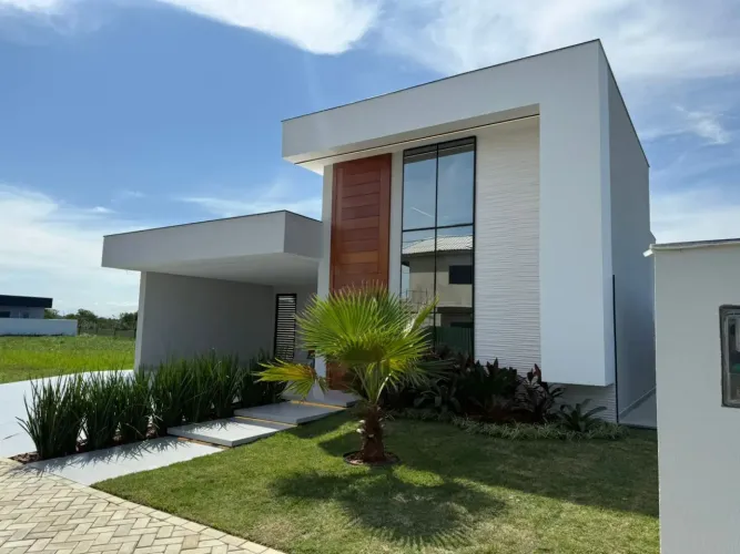 Casa Linear no Condomínio Terras Alphaville Cabo Frio-RJ