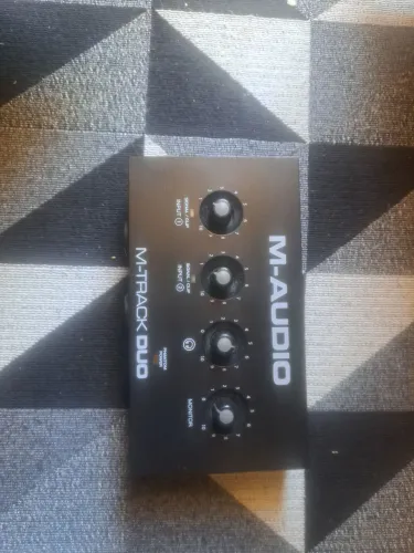 Interface de audio M-audio M-Track duo