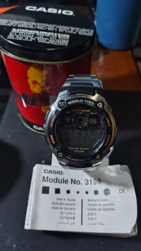 Relógio Casio modelo AE-2000W