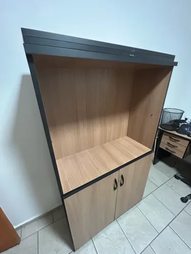 Armario sem estantes