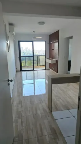 Região Campolim - com AR CONDICIONADO