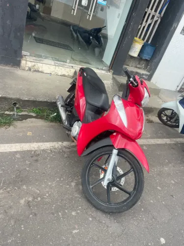 Vendo biz 125 quitada, só no ponto da transferência 