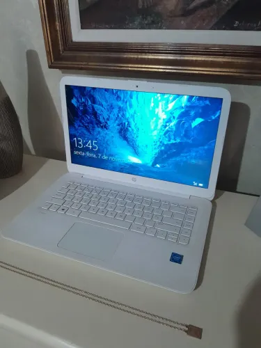 Notebook HP Stream 14"