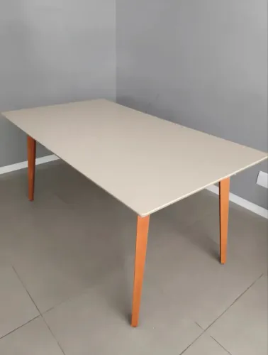 Mesa de jantar nova para 6 lugares