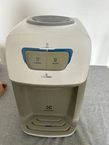 Bebedouro Electrolux