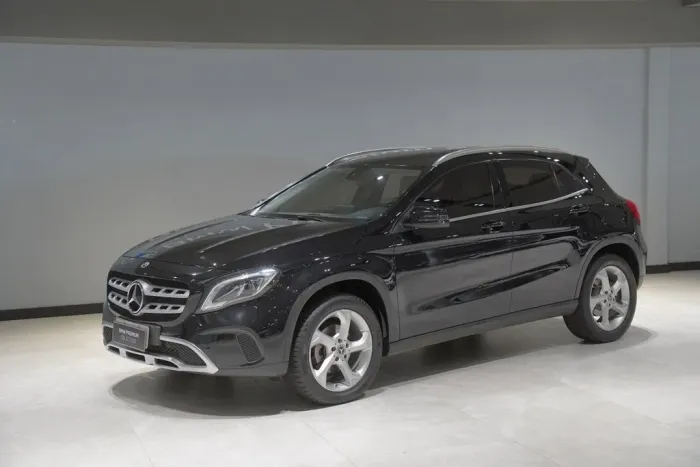 Mercedes-Benz GLA 200 Adv. 1.6/1.6 TB 16V Flex Aut. 2019