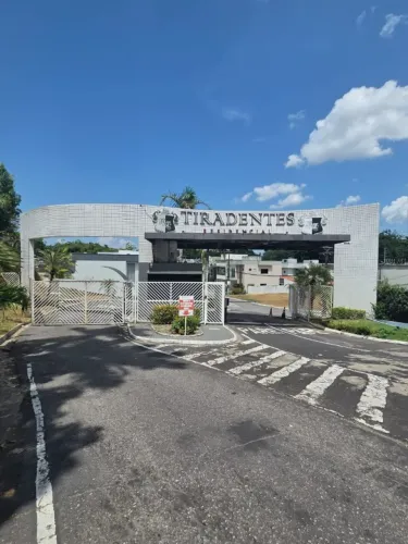 Condomínio Tiradentes - 258M² - 4 suítes - Aleixo