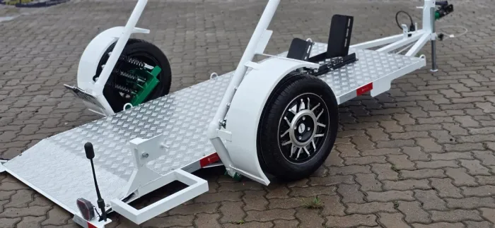 Carreta Basculante p/ Motos Mants - 700kg, Molas Reforçadas, Ótima