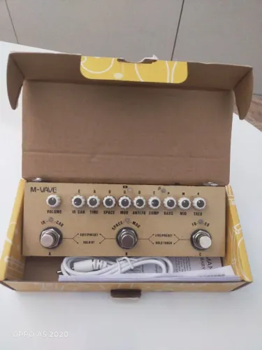 Pedal de violão CUBE BABY AC - M-WAVE
