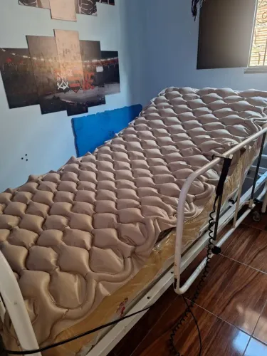 Cama hospitalar elétrica