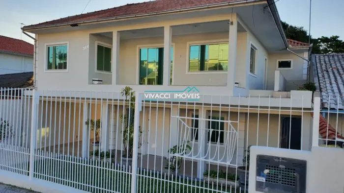 Casa Ampla com Quintal de 200m² para Locação Serraria | São José