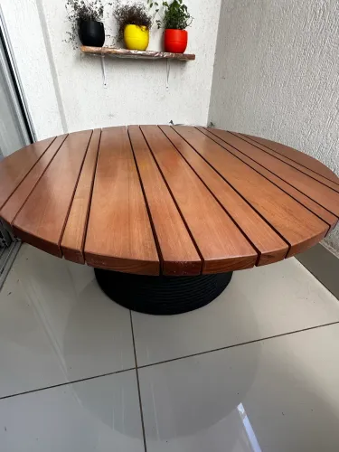 Conjunto Tidelli Original - 2 Poltrona Padang 6710 + Mesa de Centro Spool 5912 Ø90