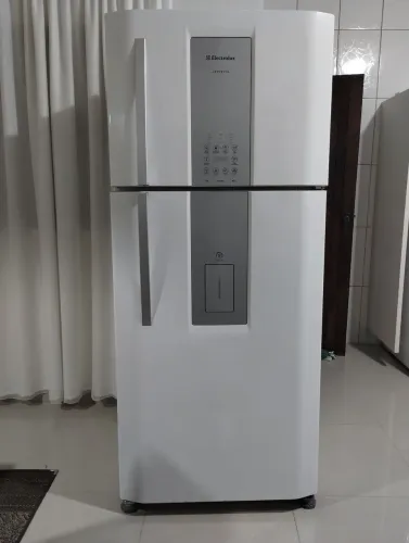 Geladeira Frost Free Eletrolux DSI80