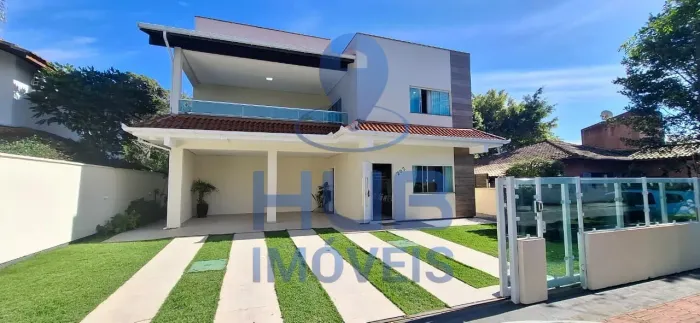 EXCLUSIVO, Sendo 1 Suíte e 2 Demi-Suítes, 4 Vagas, 378 m2, Alto Ribeirão, Florianópolis/SC