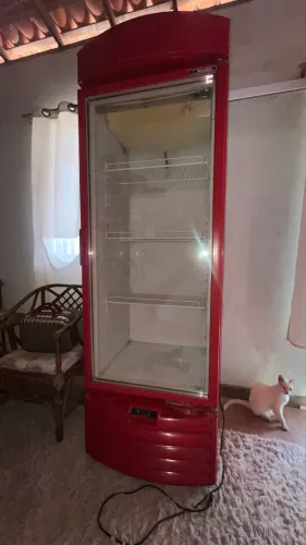 Freezer expositor vertical marca MetalFrio Vendo apenas por 2.000,00