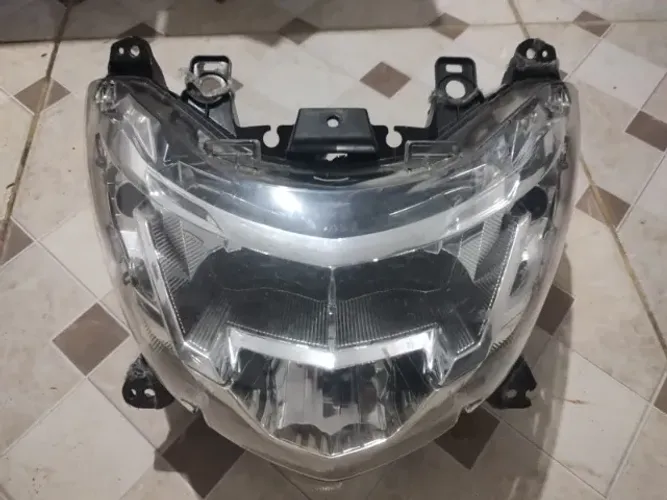 farol yamaha fluo 125 2023